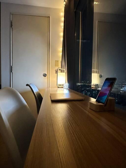 Apartment Hip River Yeouido Hondae *